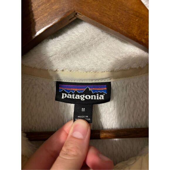 Patagonia White and Cream Snap Tool Pullover Soft Sweater Size Medium - Picture 2 of 4